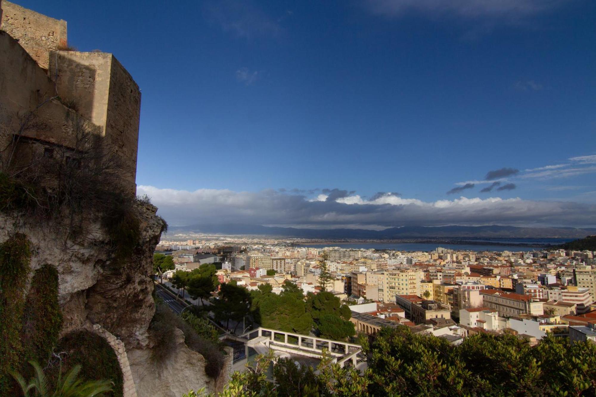Dimora Madonna Della Speranza Apartment Cagliari Ngoại thất bức ảnh